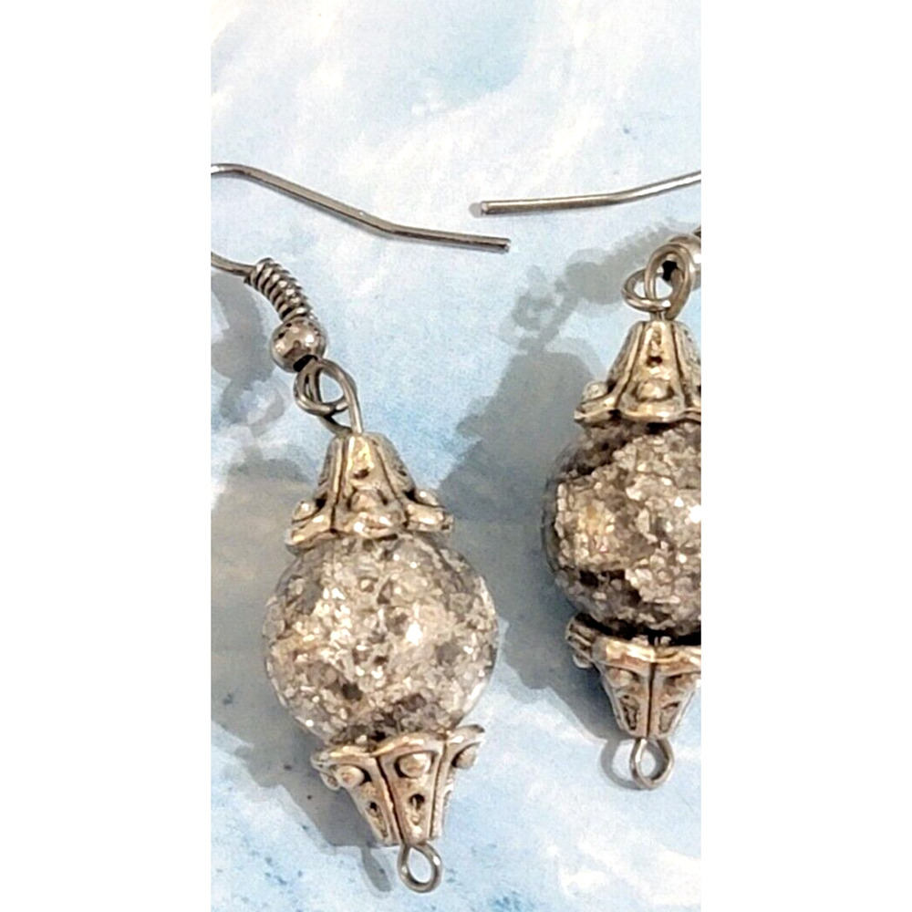 Vintage Gray Dangle Earrings Gunmetal Lucite Silver Tone Goth Romantic‎ 1.5"